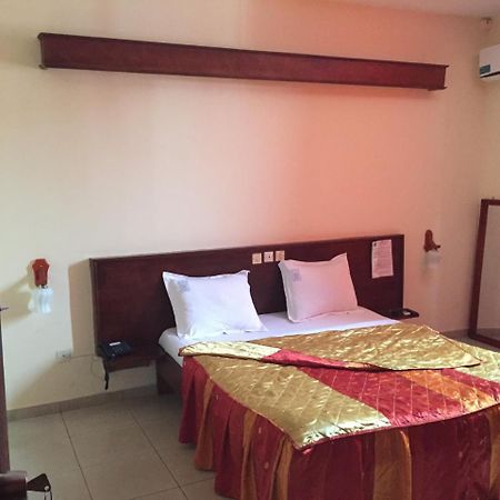 Hotel Lumiere Akwa Douala Exterior foto